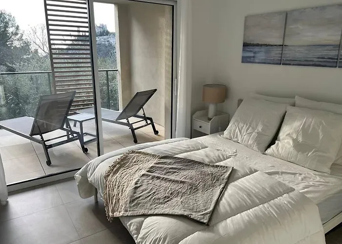 Prestige View 411 By Avecoeur * אזה
